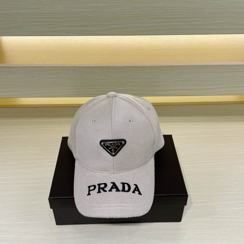 Prada cap hm (78)